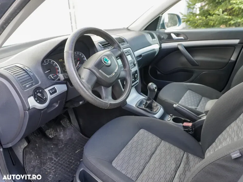 Škoda Octavia II — imagine 6