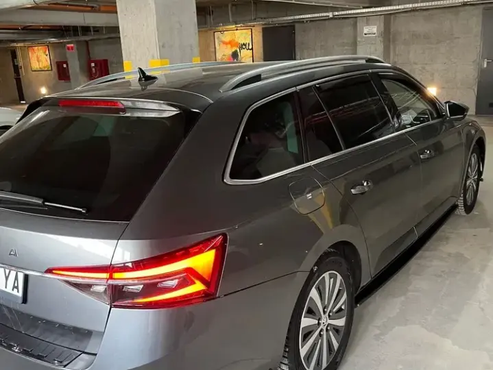 Škoda Superb III