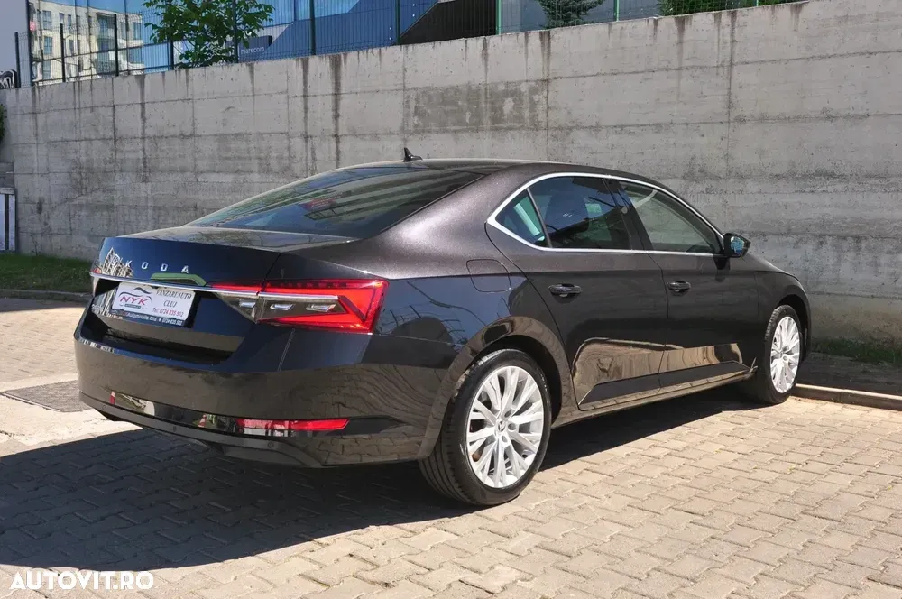Škoda Superb III 2.0 TDI DSG Ambition — imagine 3
