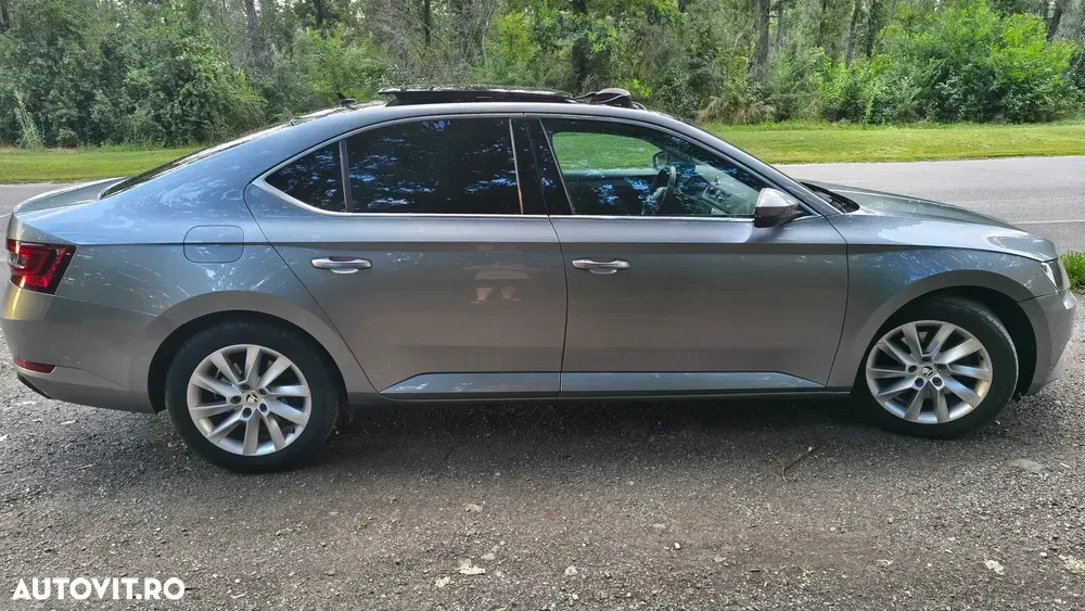 Škoda Superb III 2.0 TDI DSG Style — imagine 4