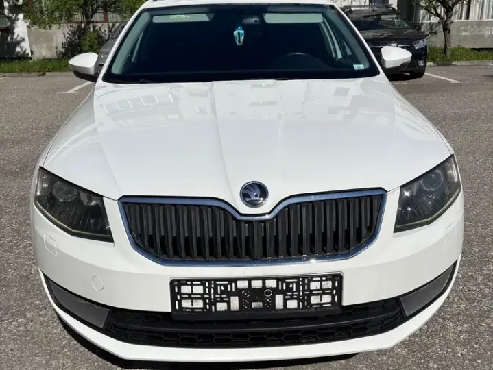 Škoda Octavia III 2.0 TDI STYLE DSG