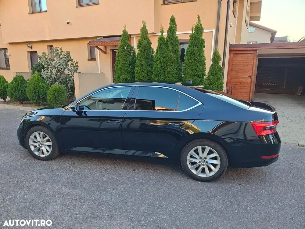 Škoda Superb III 1.4 TSI PHEV Style — imagine 4