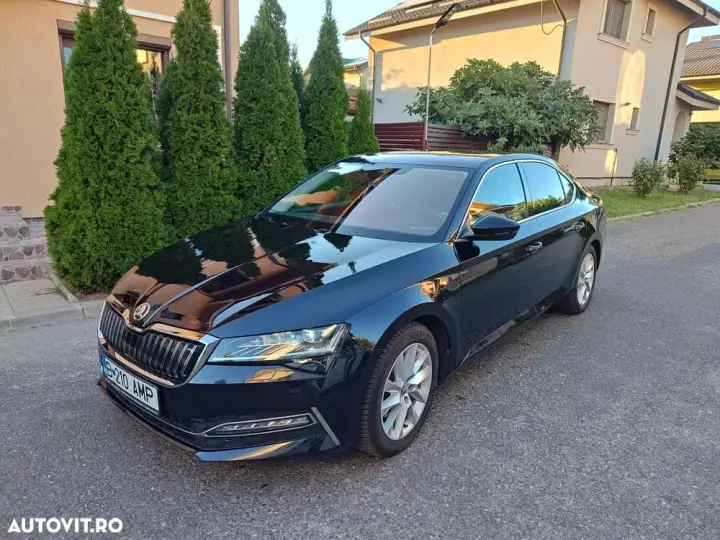 Škoda Superb III 1.4 TSI PHEV Style