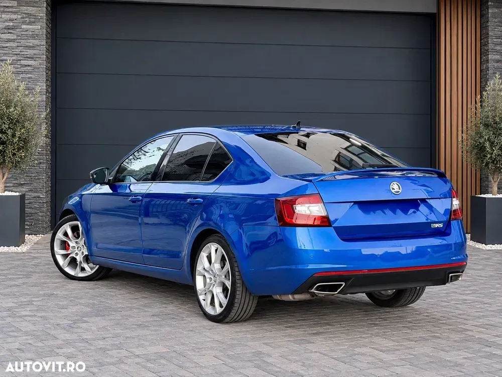 Škoda Octavia III 2.0 TDI DSG RS — imagine 4