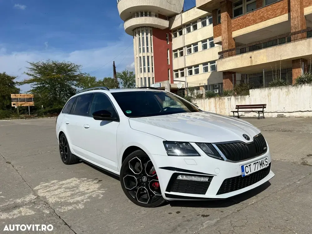 Škoda Octavia III 2.0 TDI DSG RS — imagine 3