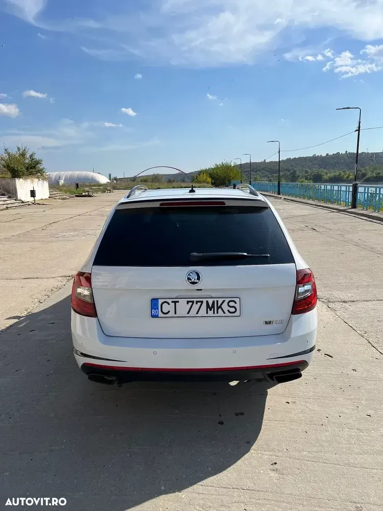 Škoda Octavia III 2.0 TDI DSG RS — imagine 2