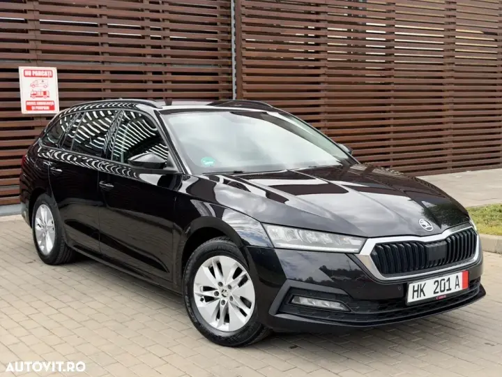 Škoda Octavia IV 2.0 TDI DSG Sportline