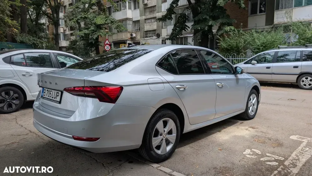 Škoda Octavia IV 2.0 TDI DSG Ambition — imagine 3