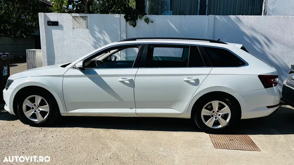 Škoda Superb III 2.0 TDI DSG Style — imagine 2