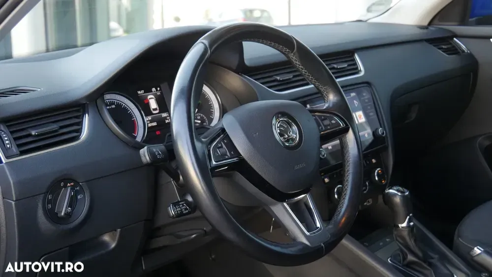 Škoda Octavia — imagine 2