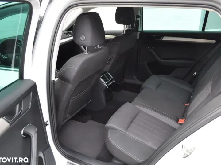 Škoda Superb 2.0 TDI DSG Style