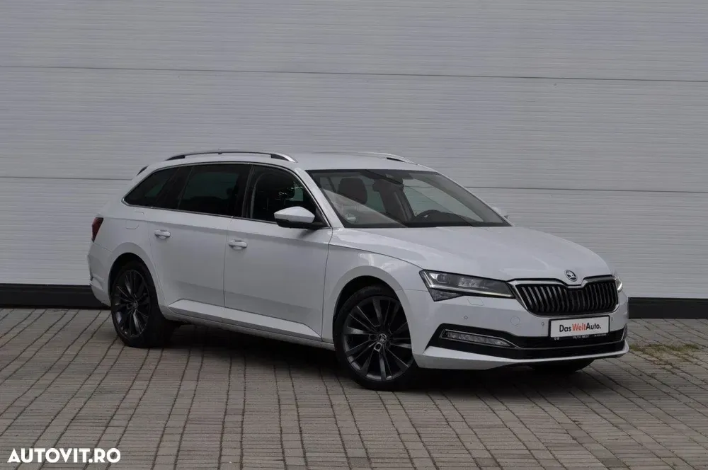 Škoda Superb 2.0 TDI DSG Style — imagine 4