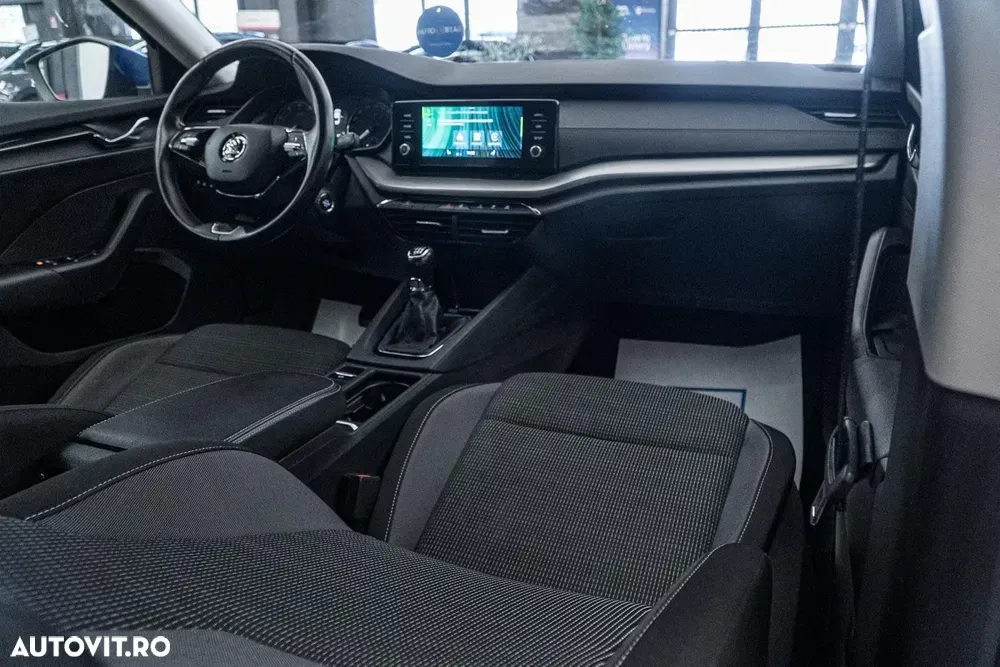 Škoda Octavia 1.5 TSI ACT Style — imagine 2