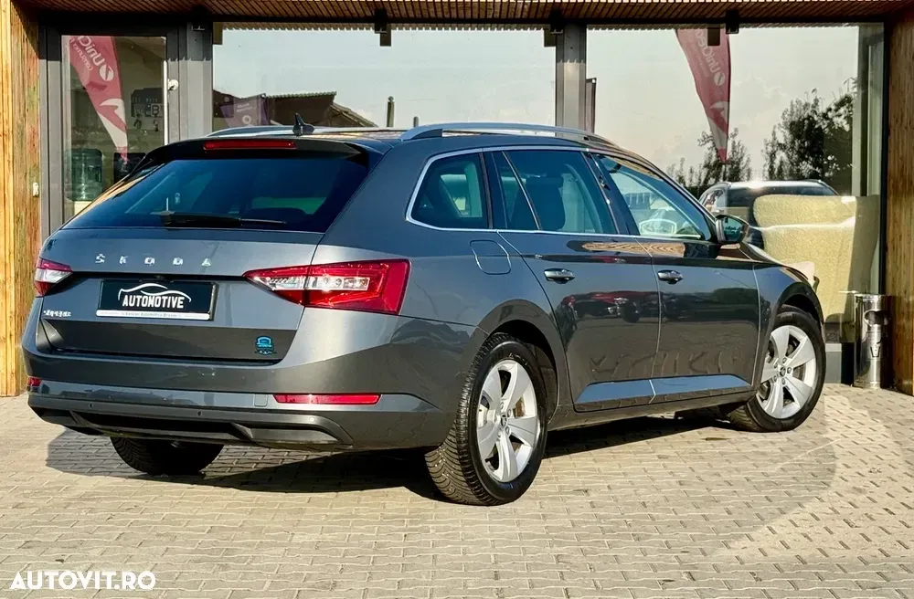 Škoda Superb III 2.0 TDI DSG Active — imagine 4