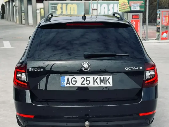 Škoda Octavia 1.6 TDI DSG Ambition