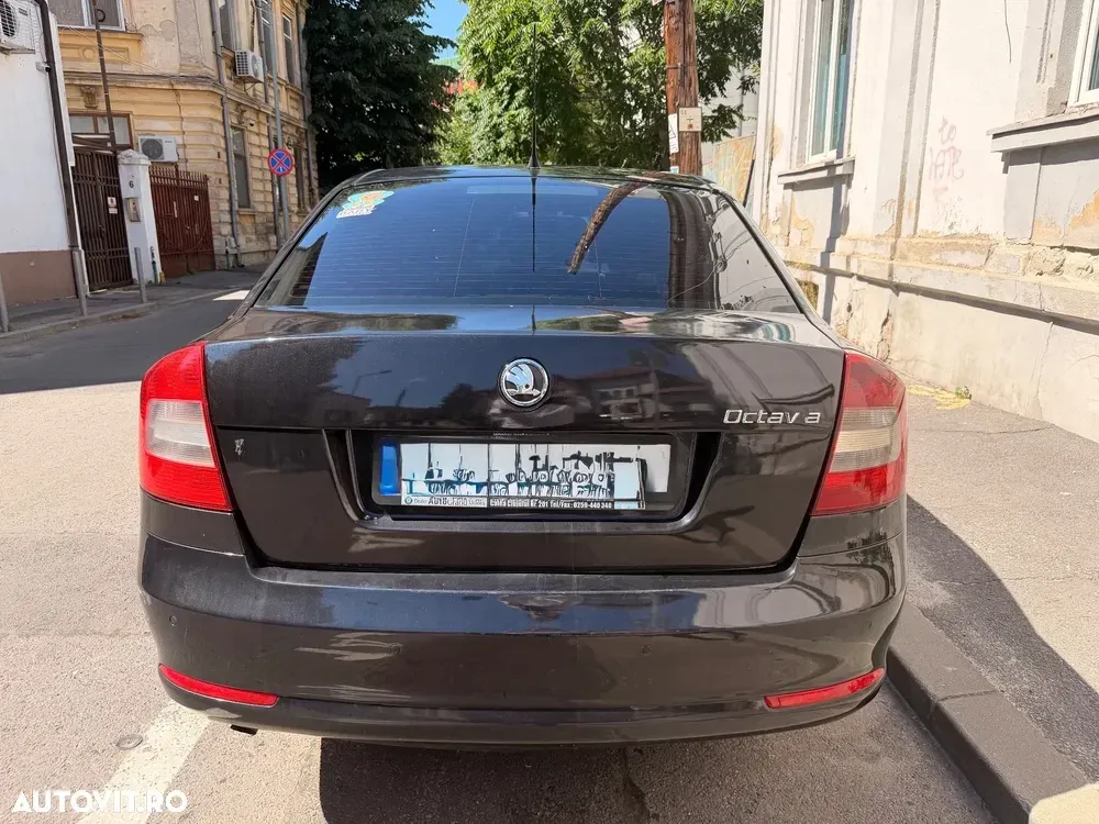 Škoda Octavia II 1.6 MPI Ambiente — imagine 5