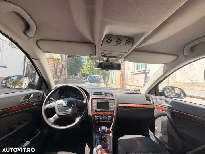 Škoda Octavia II 1.6 MPI Ambiente