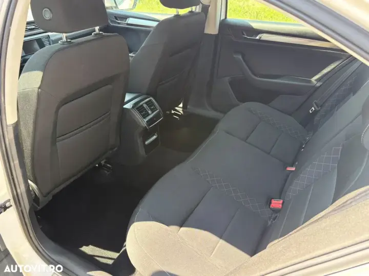 Škoda Superb III 1.6 TDI Active