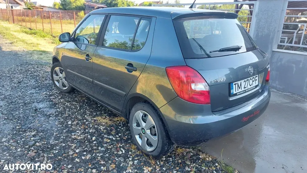 Škoda Fabia II 1.2 HTP Active — imagine 3