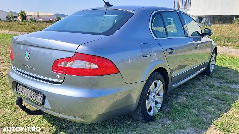 Škoda Superb II 1.8 TSI Elegance — imagine 5