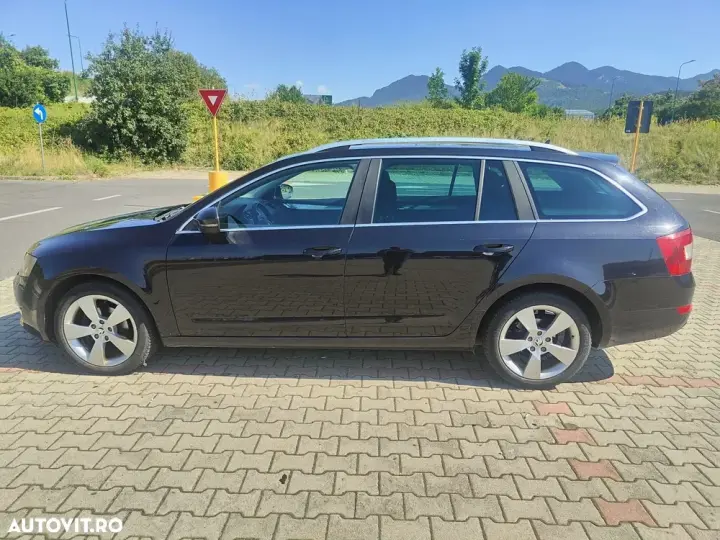Škoda Octavia 1.6 TDI STYLE DSG