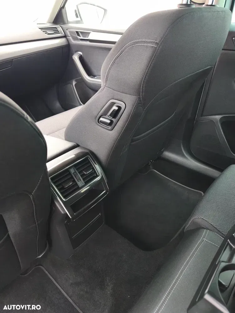 Škoda Superb III 2.0 TDI DSG Style — imagine 5