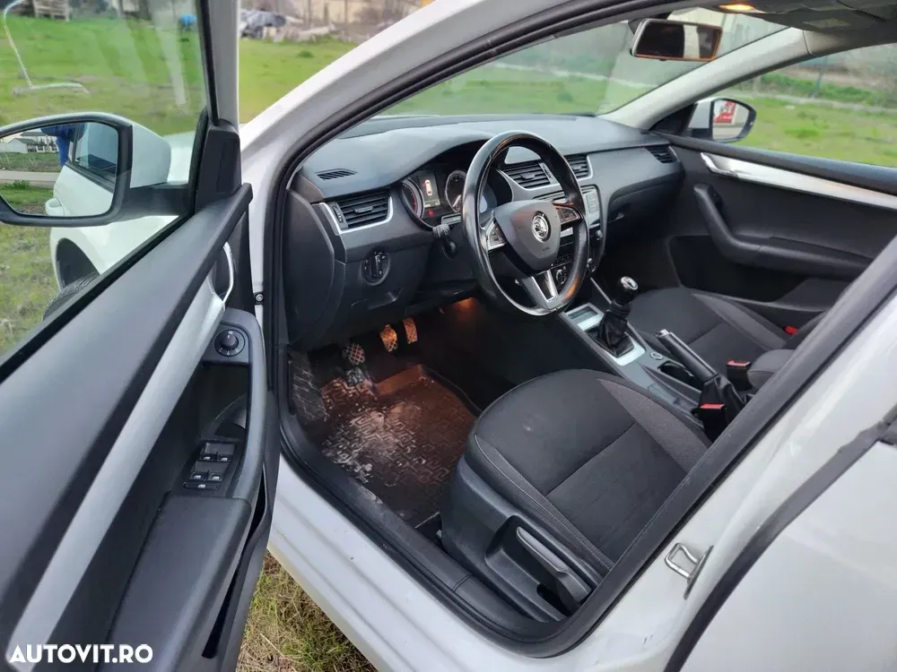 Škoda Octavia III 1.0 TSI Ambition — imagine 6