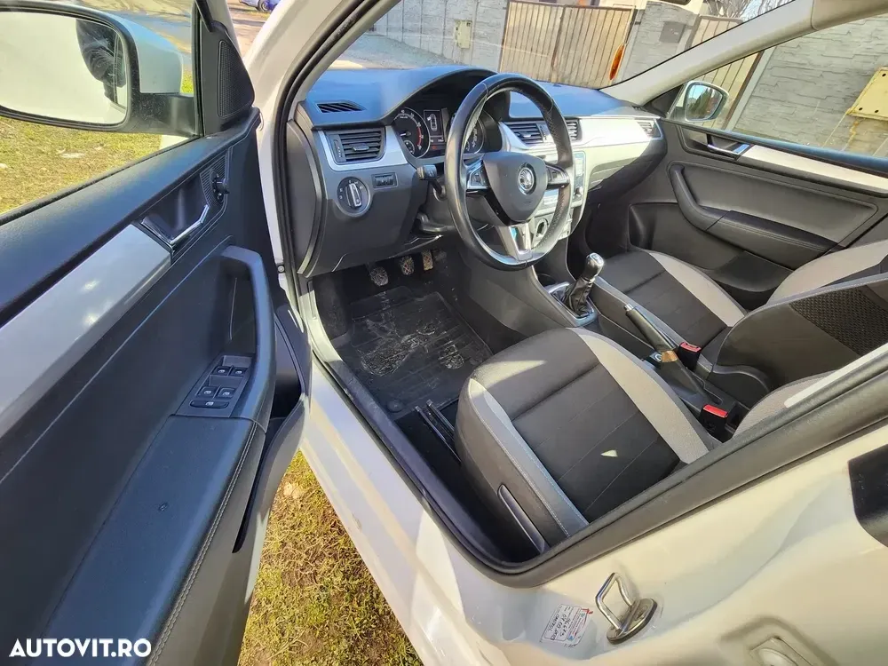 Škoda Rapid 1.0 TSI Ambition — imagine 5