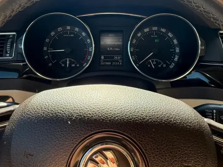 Škoda Superb 2.0 TDI 4X4 Laurin&Klement