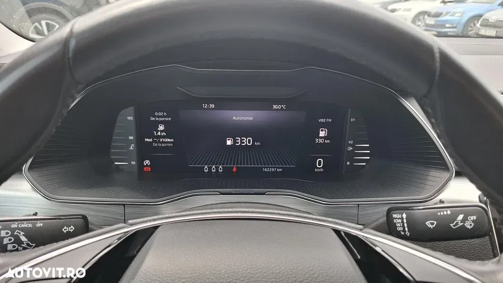 Škoda Superb — imagine 5