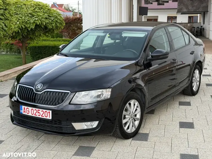 Škoda Octavia 1.6 TDI Green tec DSG Edition