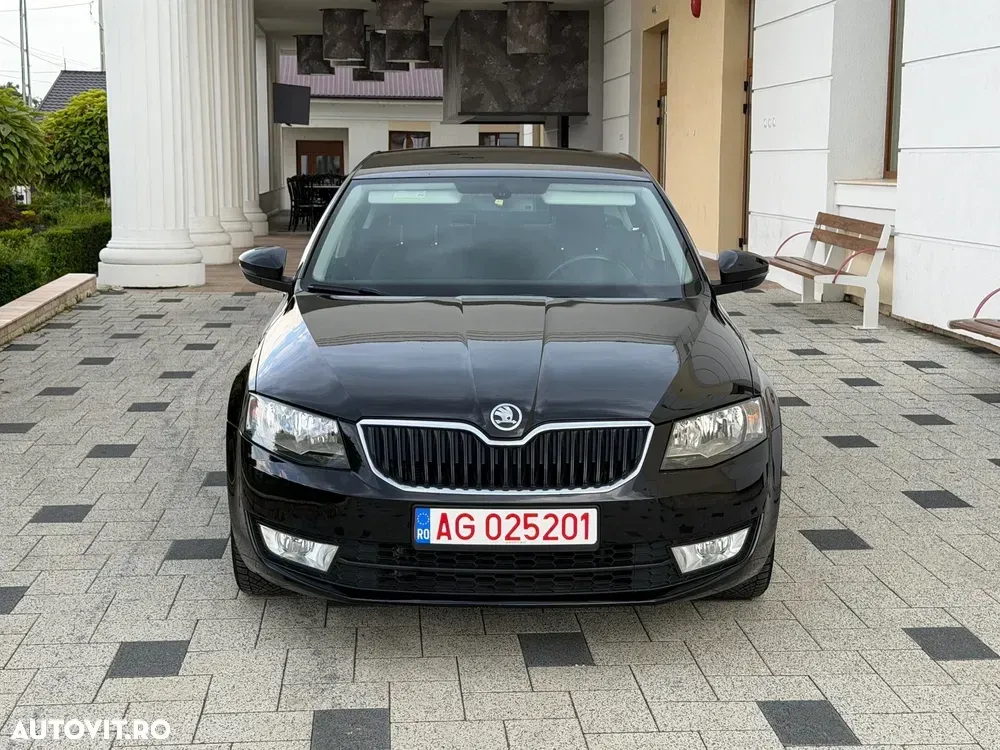 Škoda Octavia 1.6 TDI Green tec DSG Edition — imagine 4