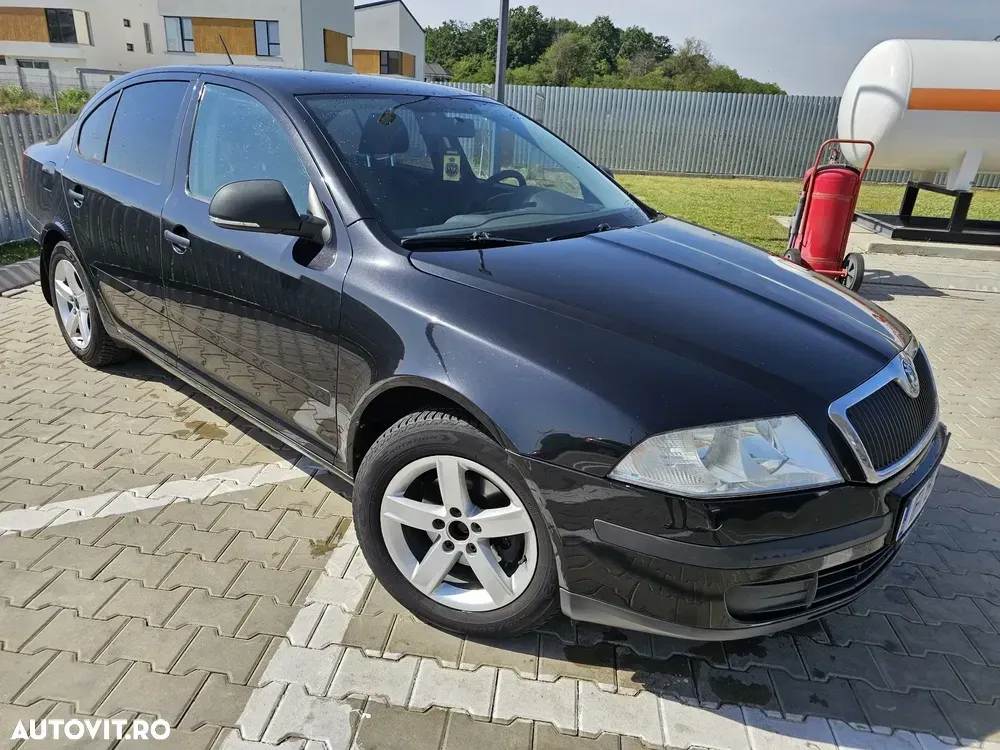 Škoda Octavia 1.6 MPI Drive — imagine 2