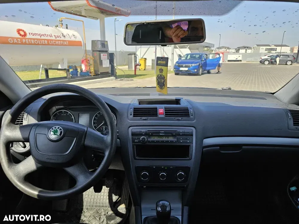 Škoda Octavia 1.6 MPI Drive — imagine 5