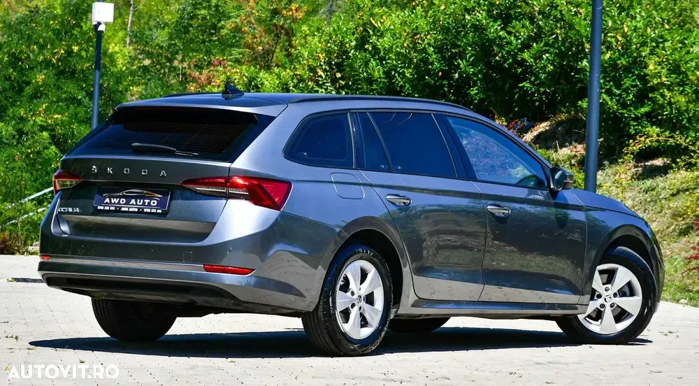 Škoda Octavia IV 2.0 TDI DSG Ambition — imagine 3