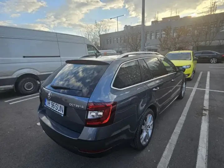 Škoda Octavia III 1.6 TDI DSG Style