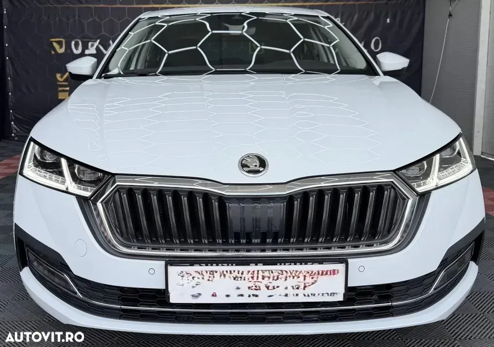 Škoda Octavia IV 1.5 TSI DSG MHEV Ambition — imagine 5
