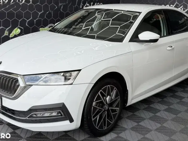 Škoda Octavia IV 1.5 TSI DSG MHEV Ambition