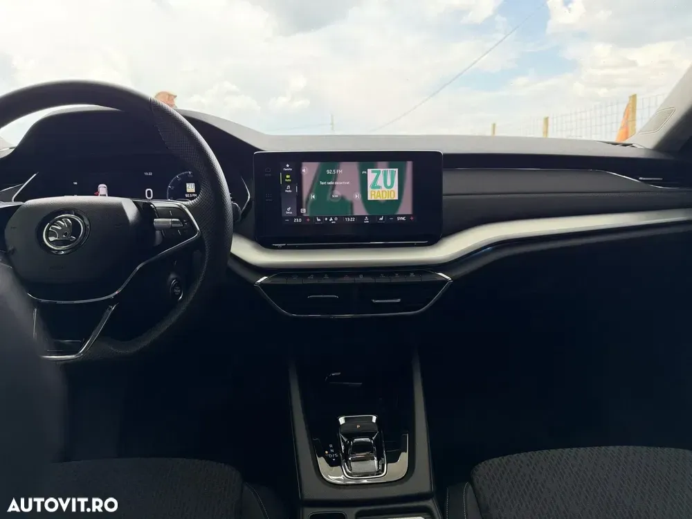 Škoda Octavia IV 1.5 TSI DSG MHEV Ambition — imagine 2
