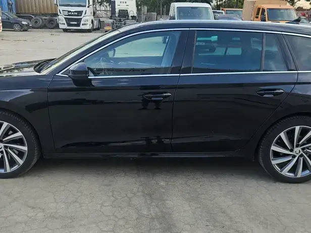 Škoda Octavia IV 2.0 TDI STYLE DSG