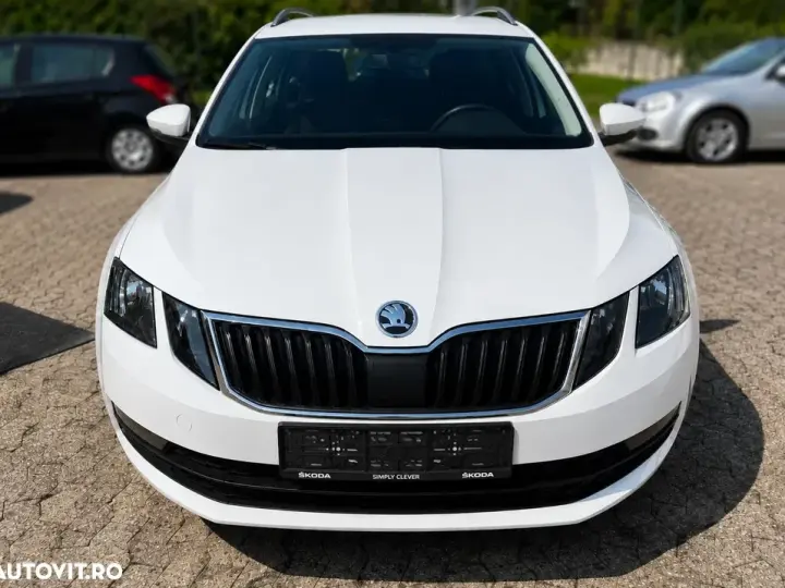 Škoda Octavia III 1.0 TSI DSG Ambition