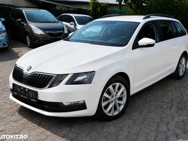 Škoda Octavia III 1.0 TSI DSG Ambition