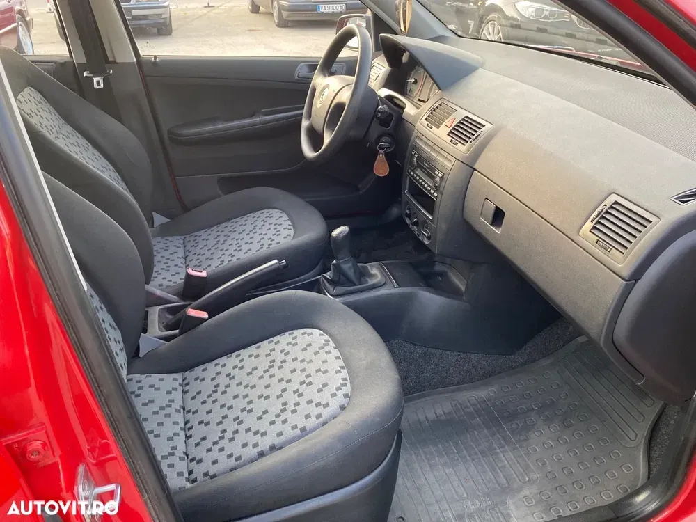 Škoda Fabia 1.2 Ambiente — imagine 6