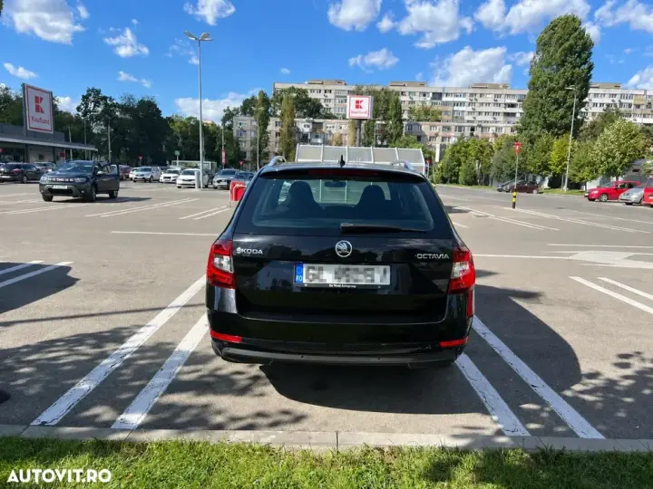 Škoda Octavia III 1.6 TDI DSG Style