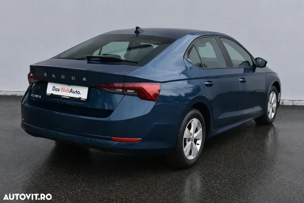 Škoda Octavia IV 2.0 TDI DSG Ambition — imagine 3