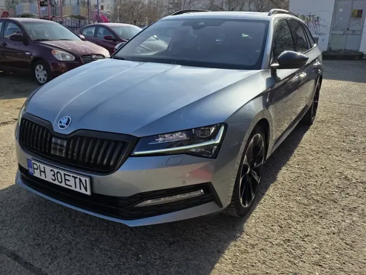 Škoda Superb III