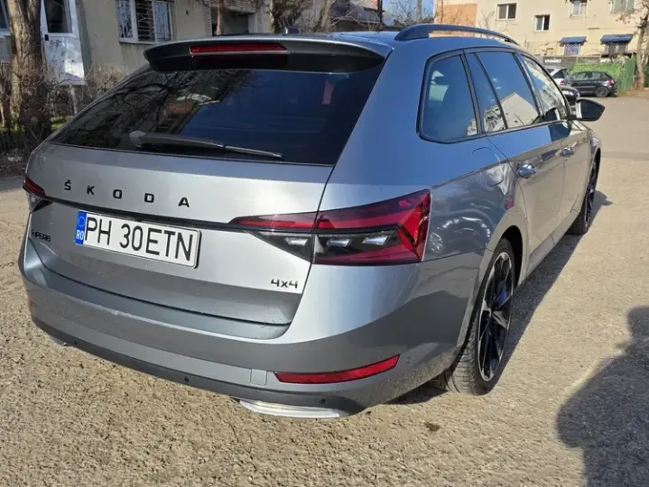 Škoda Superb III