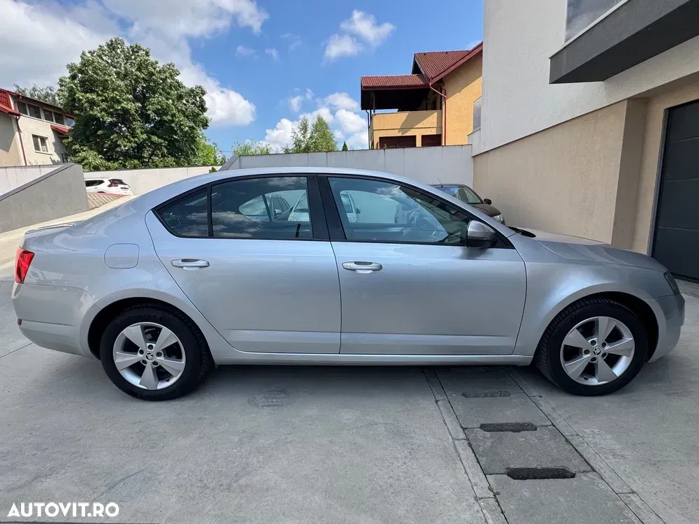 Škoda Octavia III 1.6 TDI DPF DSG Ambition — imagine 4