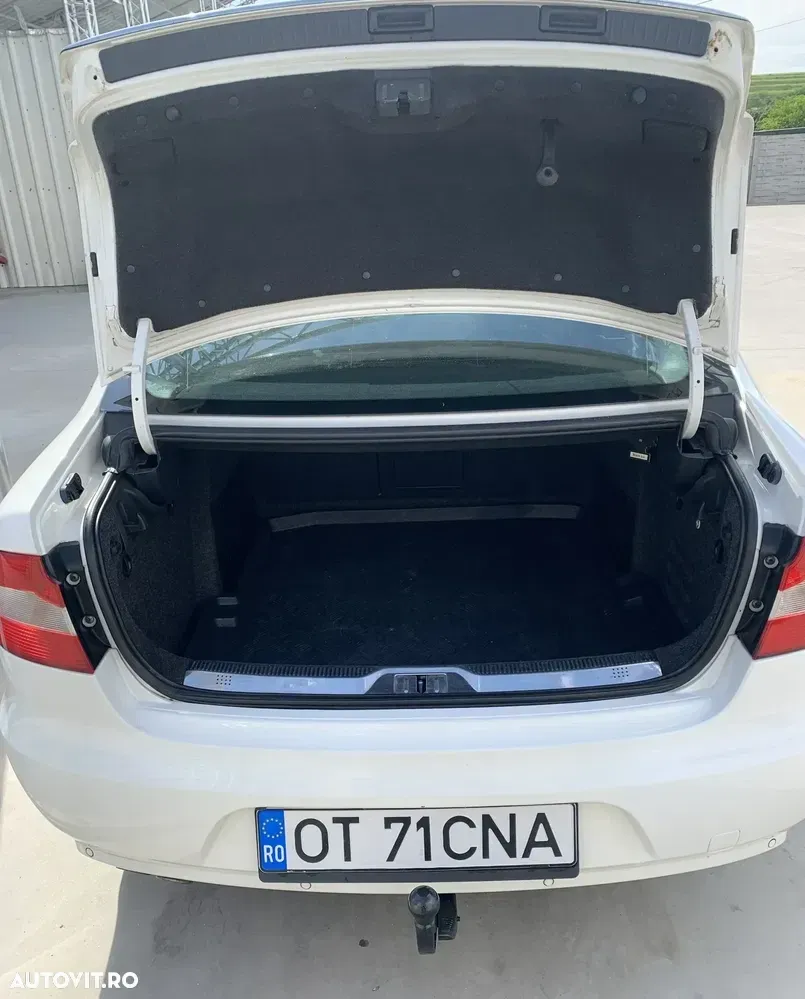 Škoda Superb II 2.0 TDI DPF — imagine 6