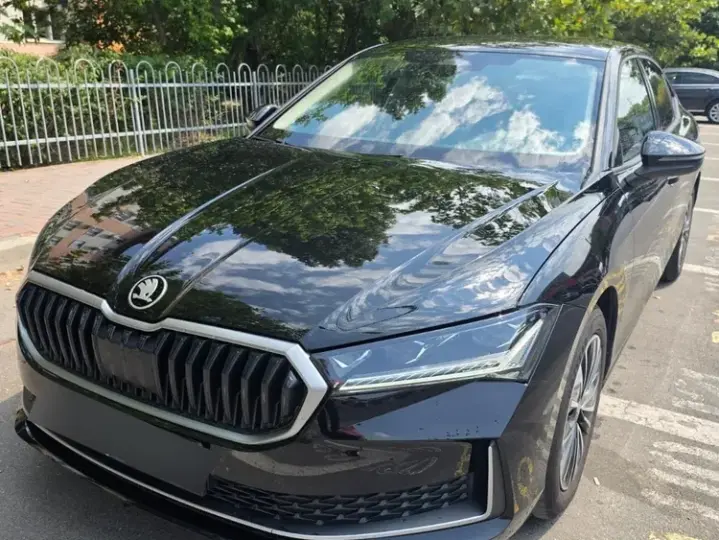 Škoda Superb III 2.0 TSI 204 CP DSG Selection